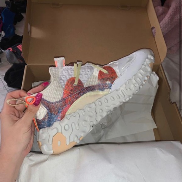 Nike ISPA Overreact Light Bone Size - Main Image